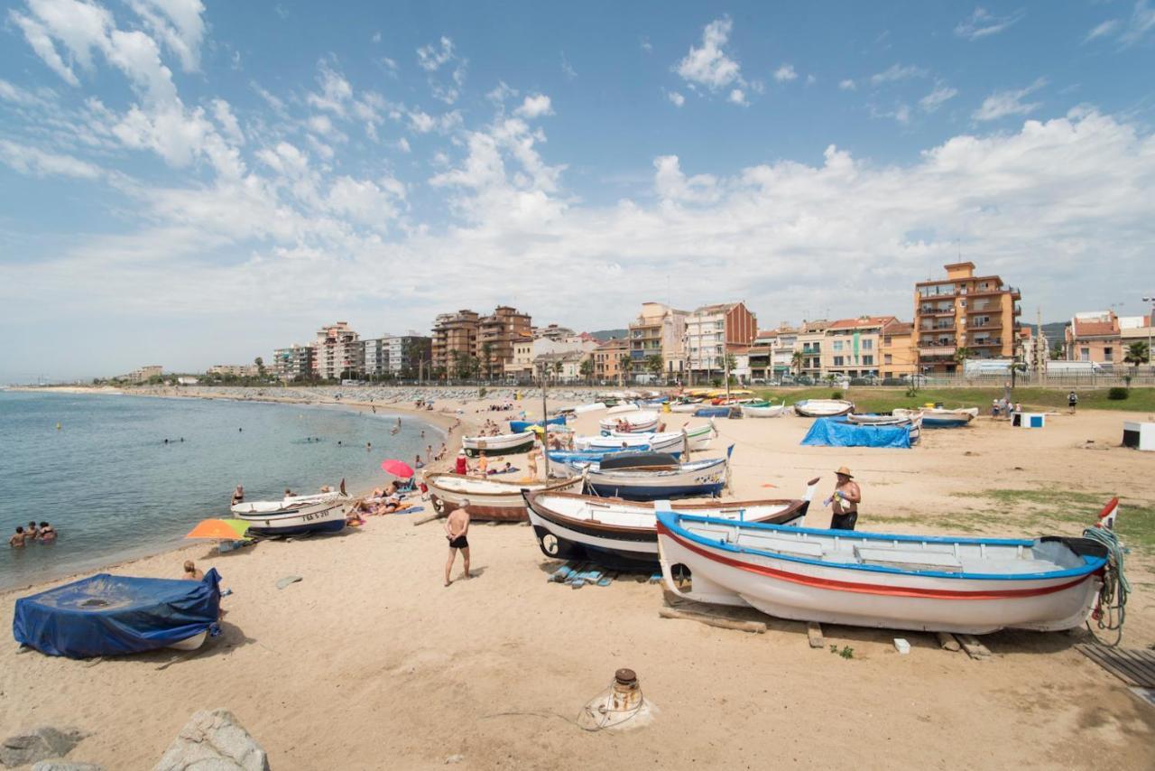Vilamarlux III Vilassar De Mar Bagian luar foto